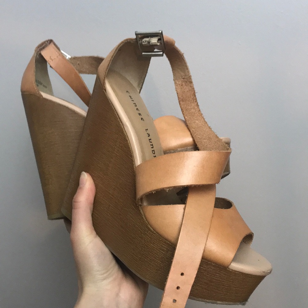Chinese Laundry Wedges